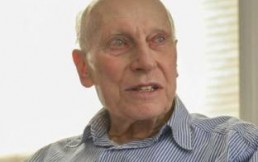 A los 89 años cumplió el gran sueño de su vida: Se doctoró en Física luego de dos décadas de estudio