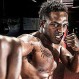 Campeón de MMA enfrenta graves problemas: Lo acusan de golpear a una mujer en club nocturno