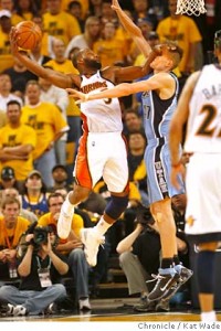 Baron Davis sufre una lesión que podría acabar con su carrera Baron Davis sufre una lesión que podría acabar con su carrera