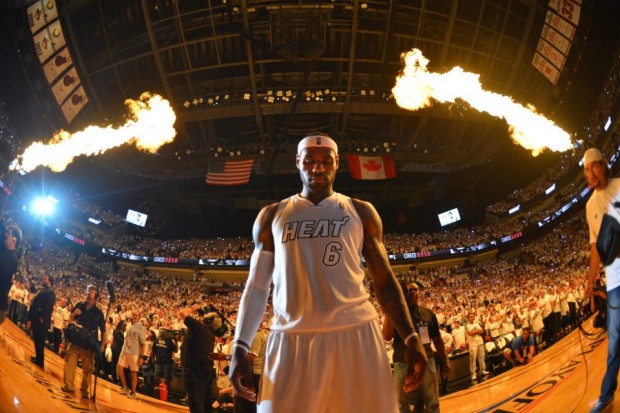 Lebron James gana su cuarto MVP en la NBA Lebron James gana su cuarto MVP en la NBA
