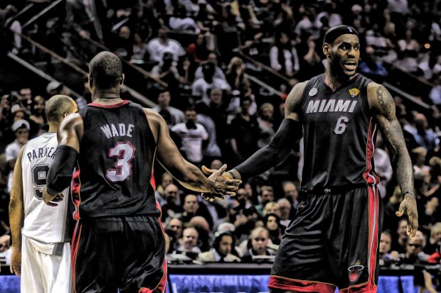 NBA: Miami empata la serie con San Antonio gracias a Wade y Lebron NBA: Miami empata la serie con San Antonio gracias a Wade y Lebron