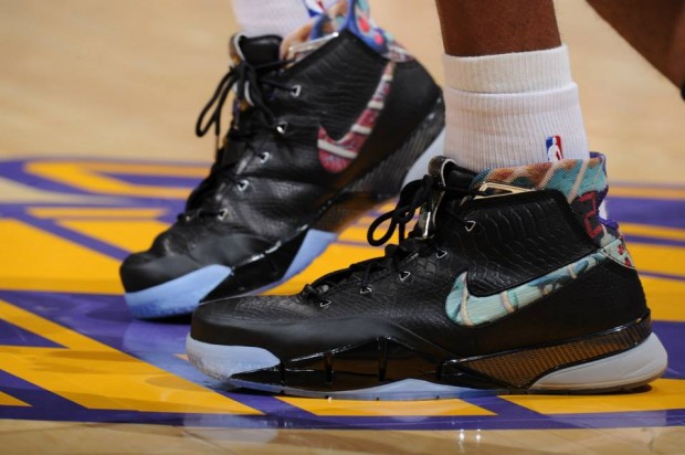 Kobe Bryant regresó a la NBA Kobe Bryant regresó a la NBA