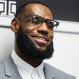 Lebron James abre escuela de primer nivel para niños con graves problemas y agranda su leyenda
