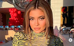 Kylie Jenner muestra cómo luce antes y después de maquillarse: ¿Cómo se ve mejor?