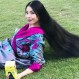 Japonesa no se corta el pelo hace 15 años y ahora su cabello mide más que ella