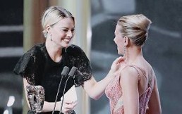Dobles rusas de Margot Robbie y Scarlett Johansson son estrellas en TikTok: Mira cuánto se parecen
