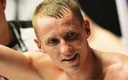 Boxeador pulveriza en sólo 40 segundos el récord de 25 peleas ganadas de su rival
