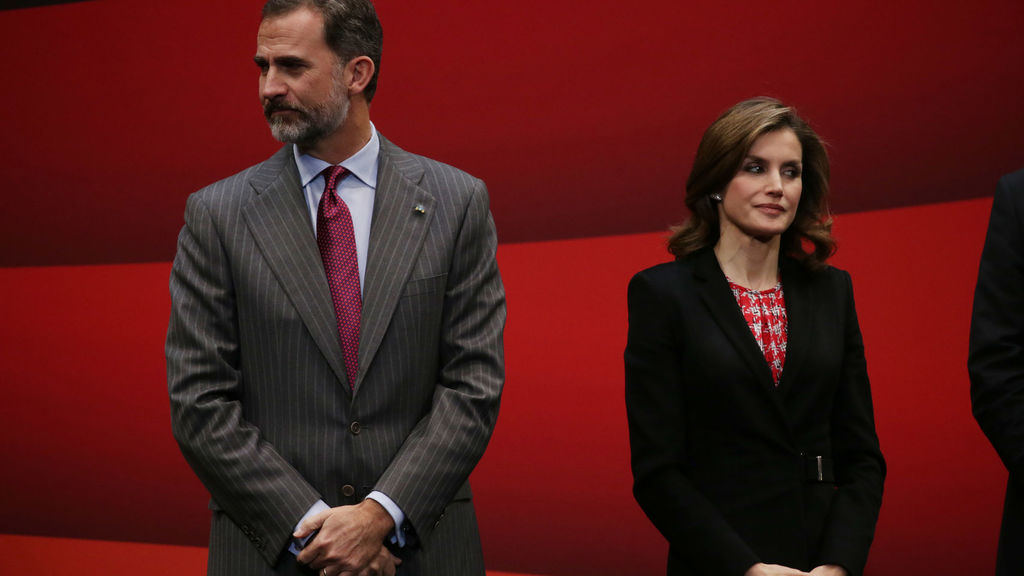 Reina_Letizia-Felipe_VI-Matrimonio-Bodas-Familia_Real-Casa_Real-Casas_Reales_216989964_34602435_1024x576