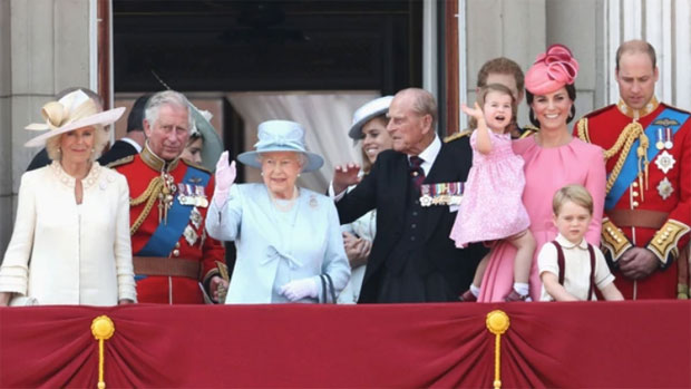La corona y sus diversas generaciones