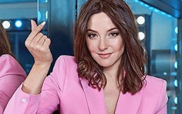 La propia Kel Calderón festejó su total falta de glamour tras arriesgada imagen