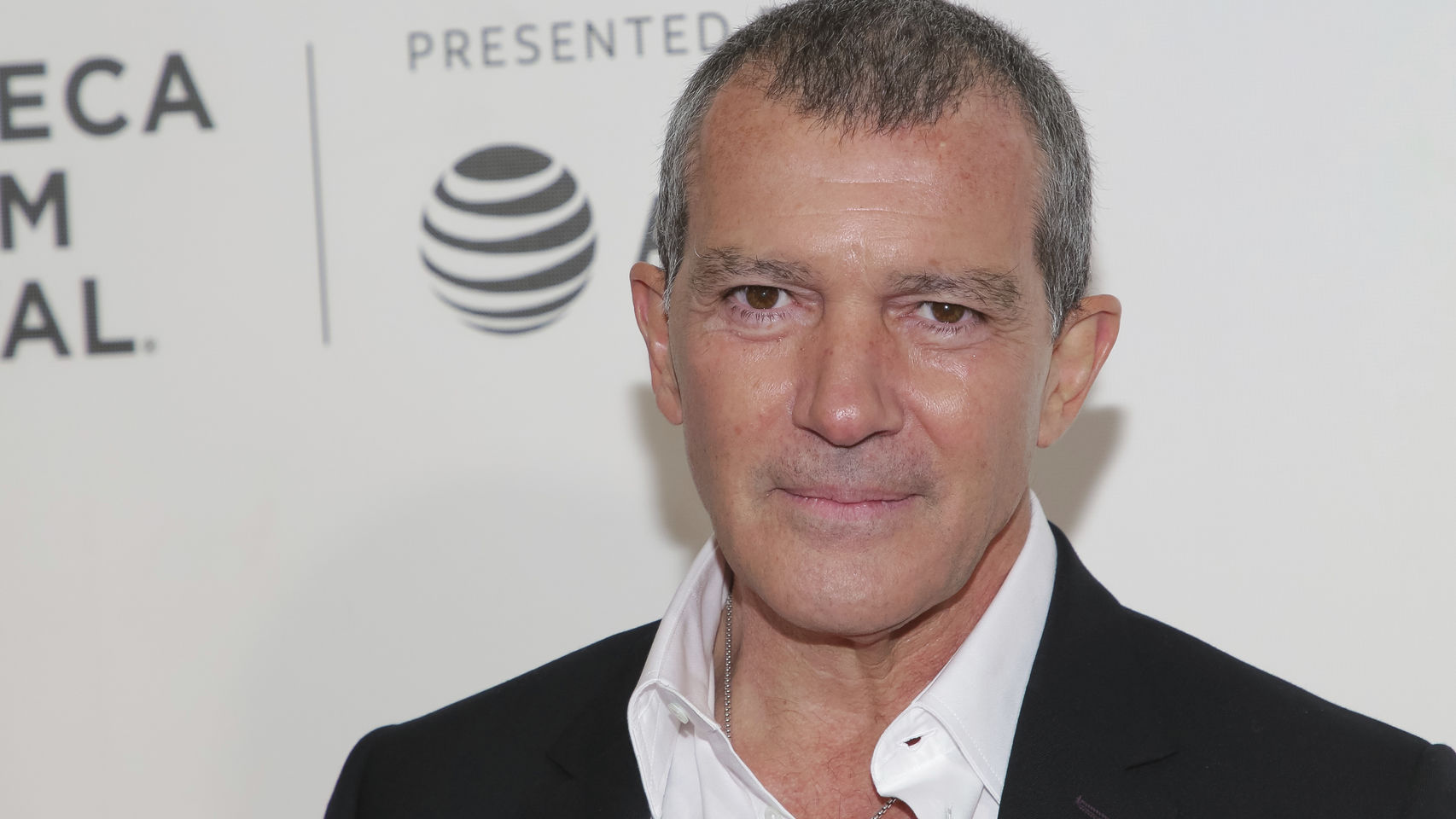 Antonio_Banderas-Cumpleanos-Actores-Famosos_329228438_92787354_1706x960