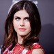 Alexandra Daddario comparte los preocupantes efectos de la pandemia con extraña foto y enigmático mensaje