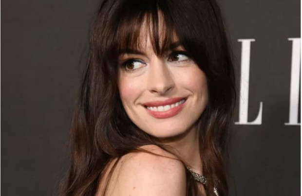 El día que Anne Hathaway debió pedir disculpas por escena de Las