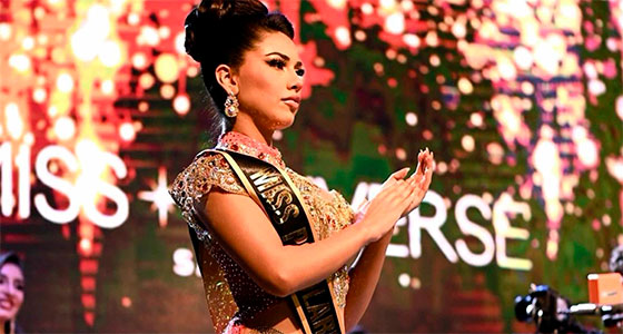 Eskarcita-miss-universo-santiago-1