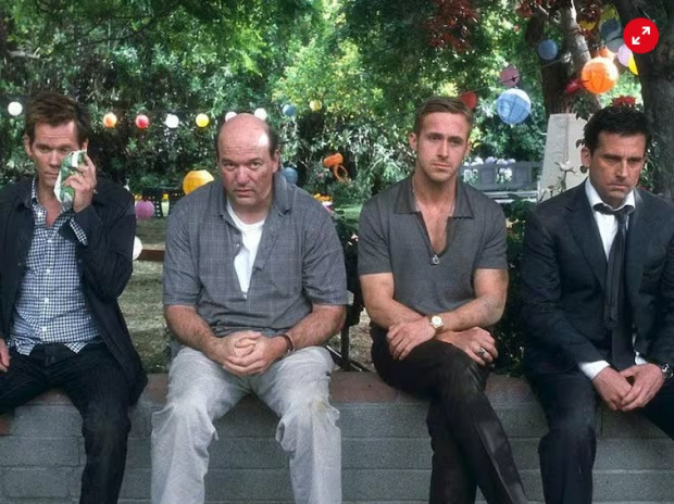 Ryan Gosling (tercero a la derecha) hizo un perturbador descargo tras ser brutalmente echado de una cinta / www.adnradio.cl
