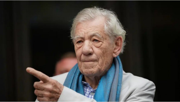 Ian McKellen sufrió en el rodaje de famosa cinta y amagó con retirarse: "No me hice actor para esto" / www.elindependiente.com