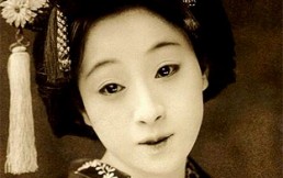 Fotos prohibidas de Geishas en Japón antiguo: Así se esmeraban para atender a los hombres