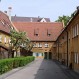 Conoce Fuggerei: el pueblo alemán donde el arriendo cuesta 1 dólar al año