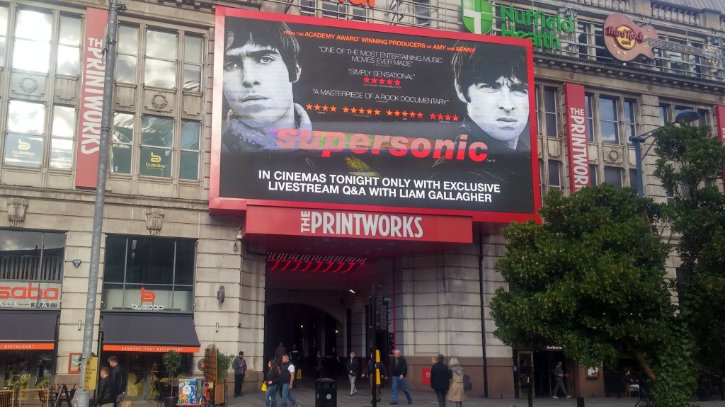 Oasis_Supersonic