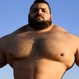 “Hulk iraní” comparte video mientras dobla sartenes: Increíble registro audiovisual