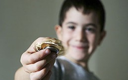 Fidget Spinner: ¿Es beneficioso o perjudicial para los niños el juego que es furor mundial?