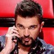 Juanes sufre gran vergüenza por foto que revela su indiscreta mirada a modelo argentina