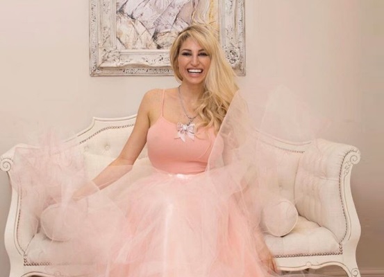 vicky xipolitakis