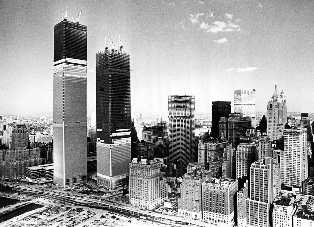 Construcción de las dos Torres Gemelas a comienzos de los años 70'.