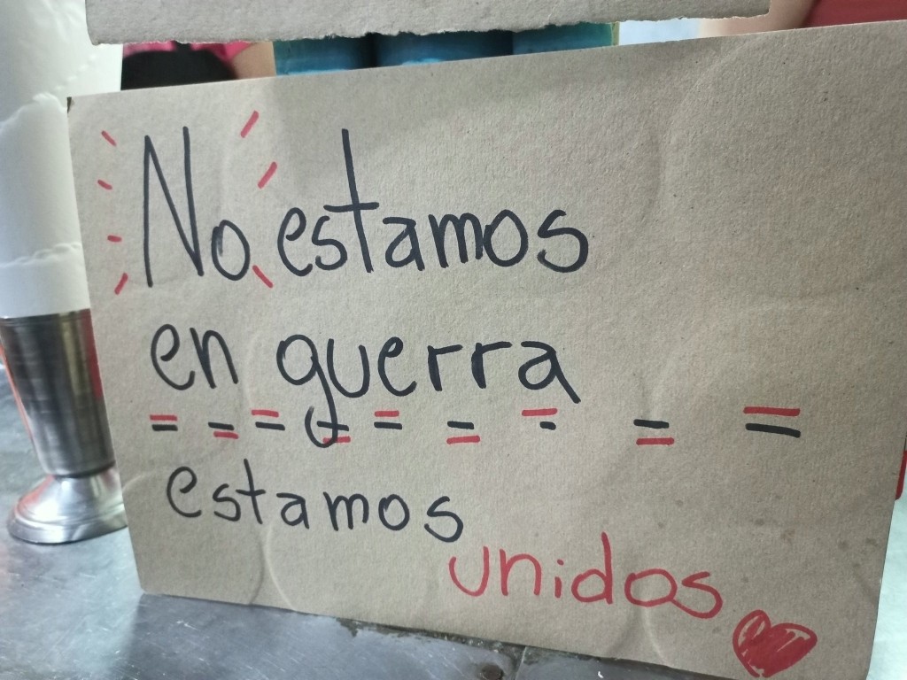 chile-protestas-carteles2