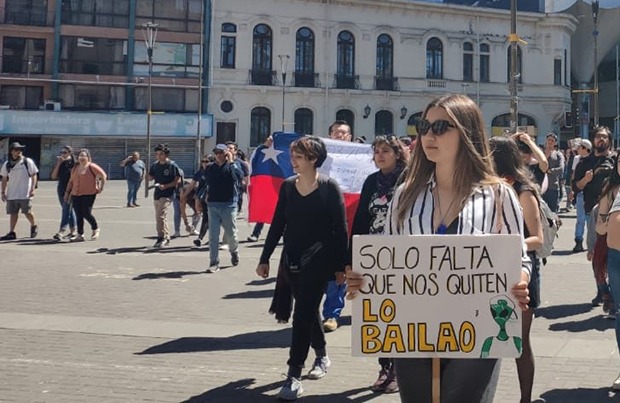 chile-protestas-carteles5