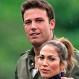 Jennifer Lopez, Benn Afleck y el beso que confirmó el romance: Mira la foto del momento