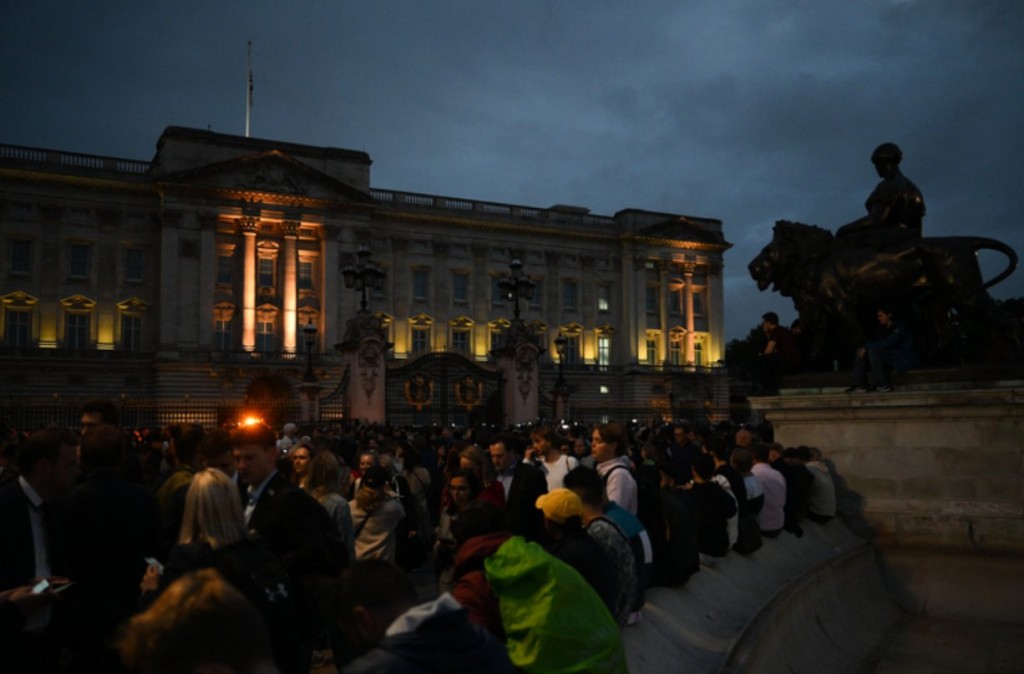 reina-isabel-buckingham12