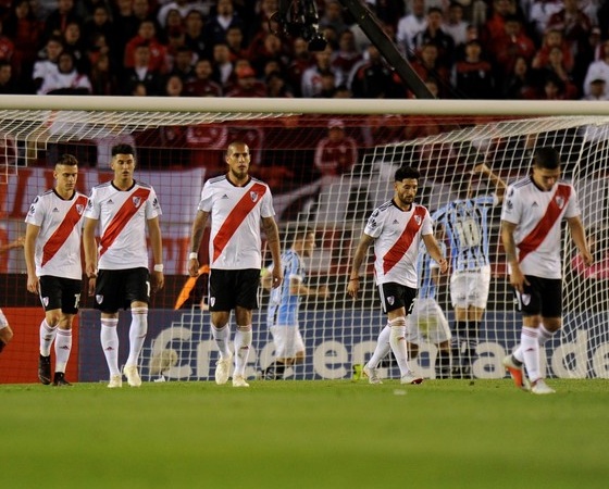 River deberá revertir el resultado en Porto Alegre.