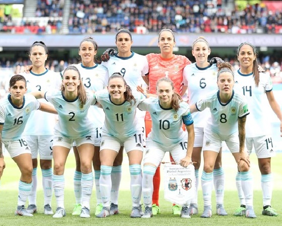 Argentina dejó una imagen positiva en su debut.