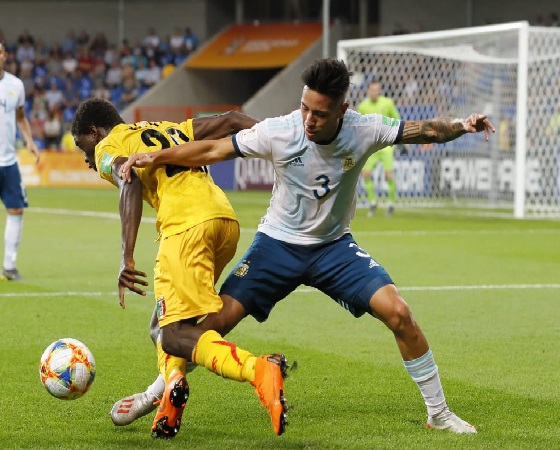 Mali le propuso un duelo muy físico a Argentina.
