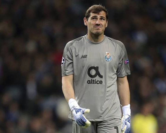 Casillas permanecerá fuera de las canchas por no menos de un año.