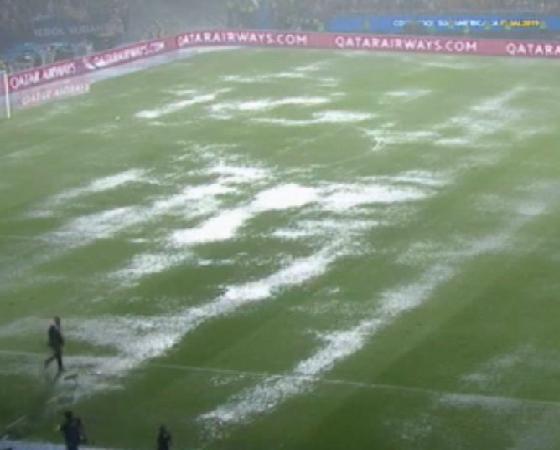 cancha mojada