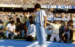 Homenaje en Italia: El mítico estadio San Paolo de Nápoles pasará a llamarse Diego Armando Maradona