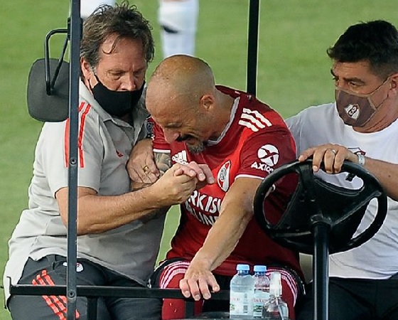 Pinola estará tres meses sin jugar.