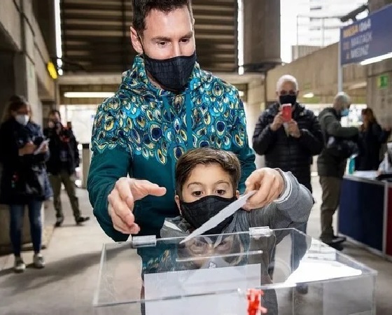 Messi, presente en las elecciones.