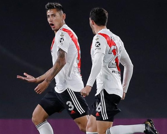 Angileri abrió el camino de una noche épica.