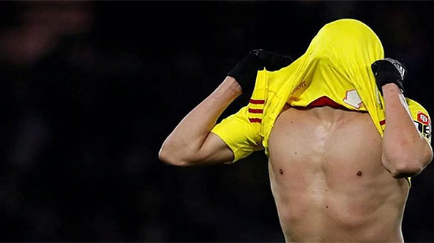 premier-league-futbolista-infidelidad