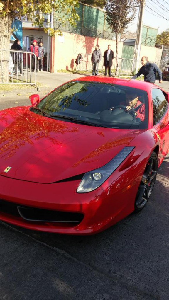 arturo-vidal-ferrari3