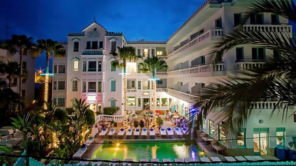 messi-hoteles