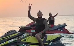 Arturo Vidal y sus excéntricas vacaciones en Dubái: Mira las fotos que publicó