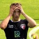 Árbitro comete insólito error y la forma de disculparse con los futbolistas perjudicados da la vuelta al mundo