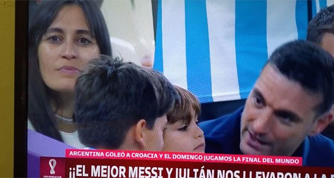 scaloni-pareja4