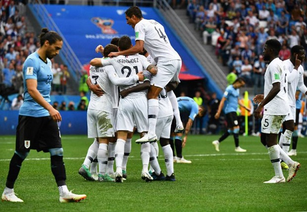 Francia celebra, Uruguay se lamenta. Sudamérica no tendrá a alguno de sus representantes entre los cuatro mejores de Rusia 2018.