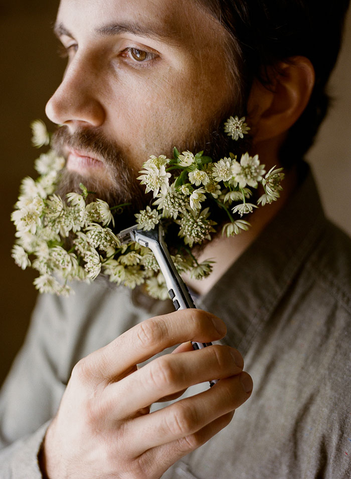 Barbas con flores