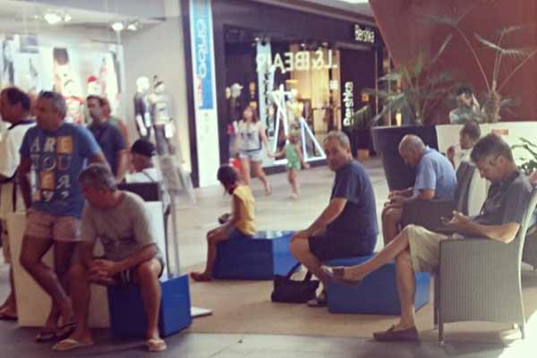 Foto: Hombres de Shopping